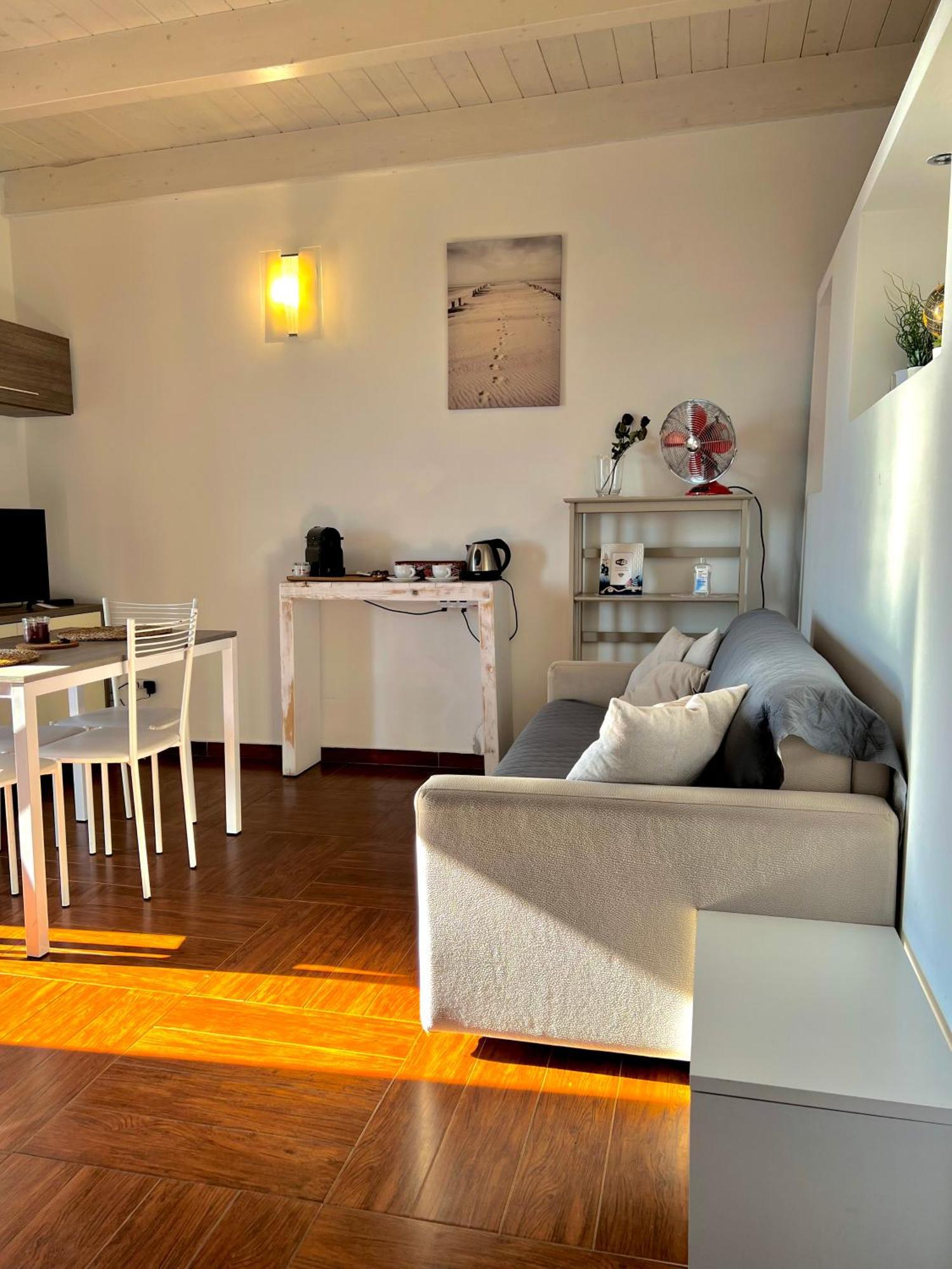 Alba Suite-Rome Airport Fco-Fronte Mare Fiumicino Ngoại thất bức ảnh