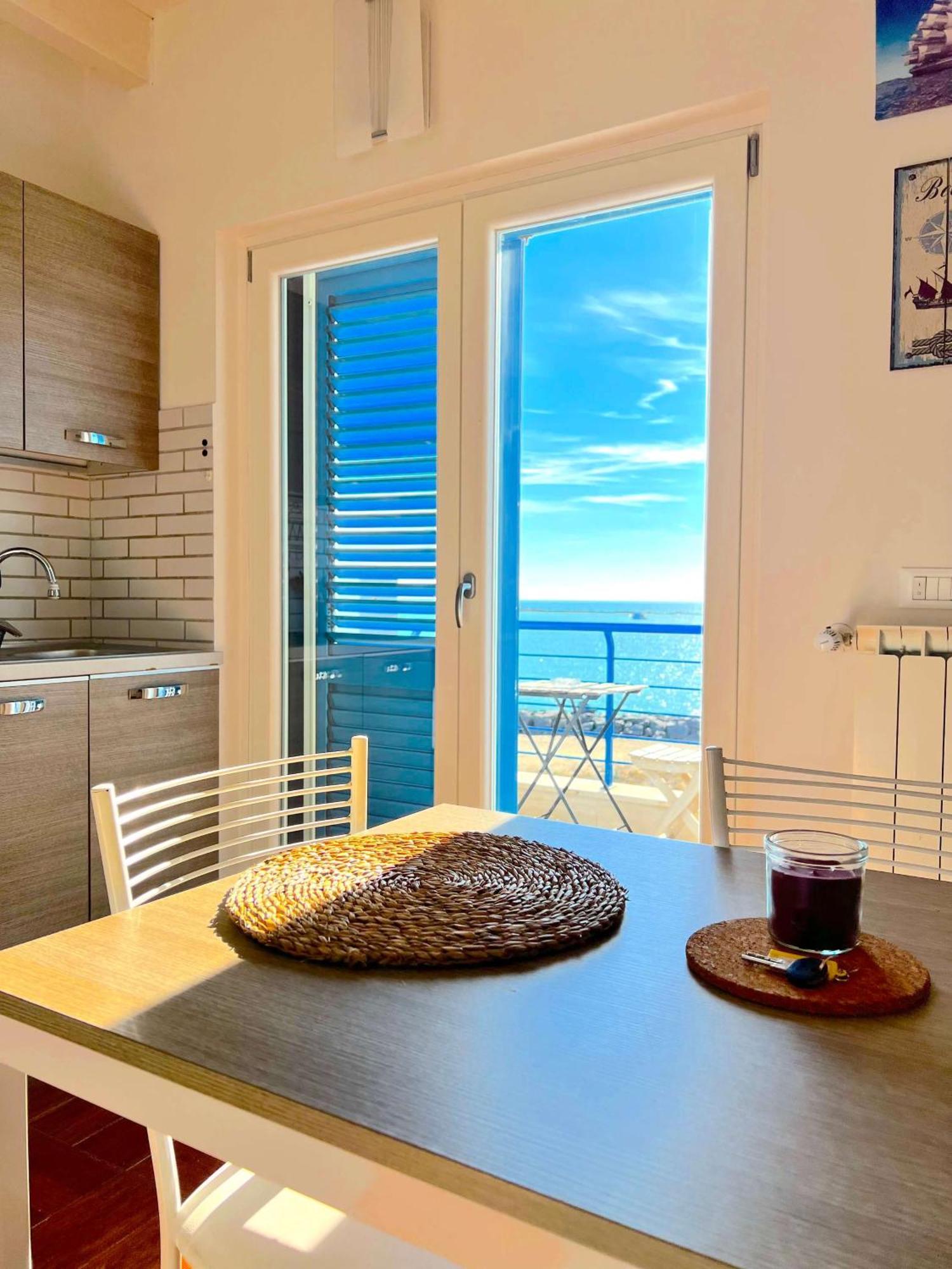Alba Suite-Rome Airport Fco-Fronte Mare Fiumicino Ngoại thất bức ảnh